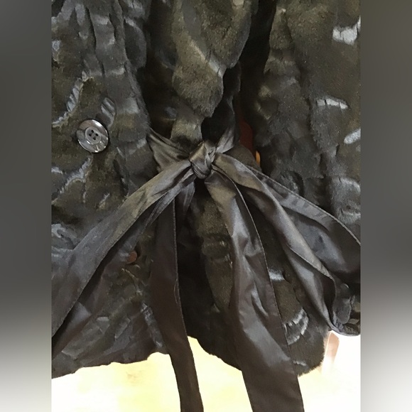 JLo By Jennifer Lopez Outerwear Black Faux Fur Double Breasted Jacket With Tie - Picture 8 of 17